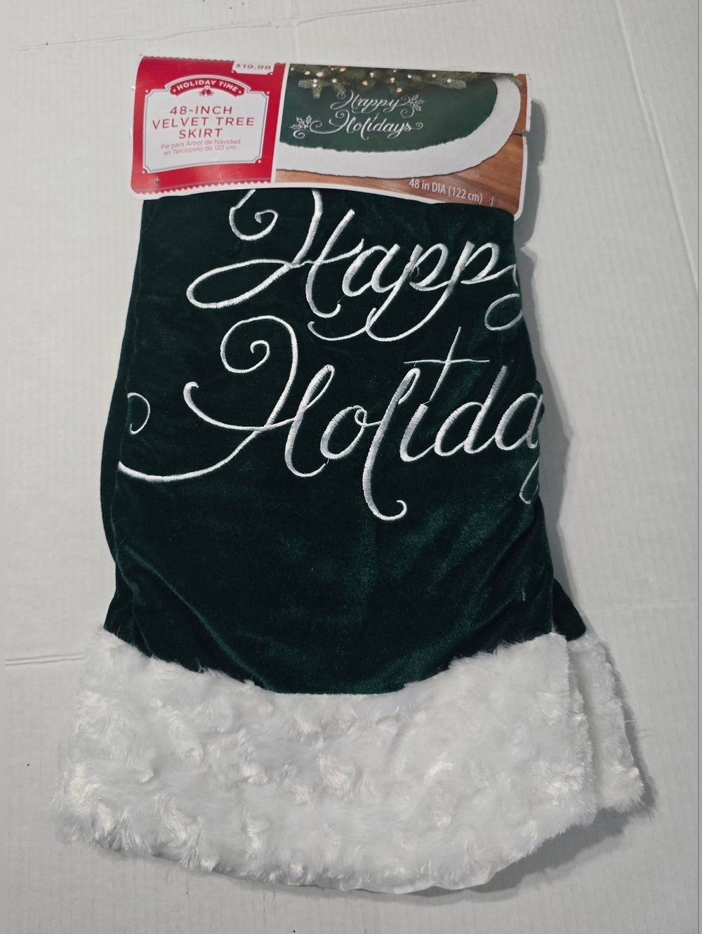 48" Green White Velvet Christmas Tree Skirt Happy Hoildays NWT Holiday Time
